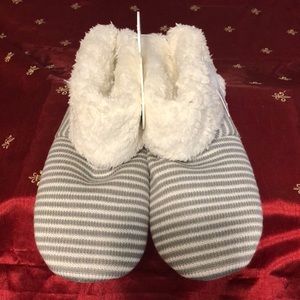Sonoma Shoes - Sonoma Goods For Life House Slippers Size XL (11) Sonoma Shoes - Sonoma Goods For Life House Slippers Size XL (11)